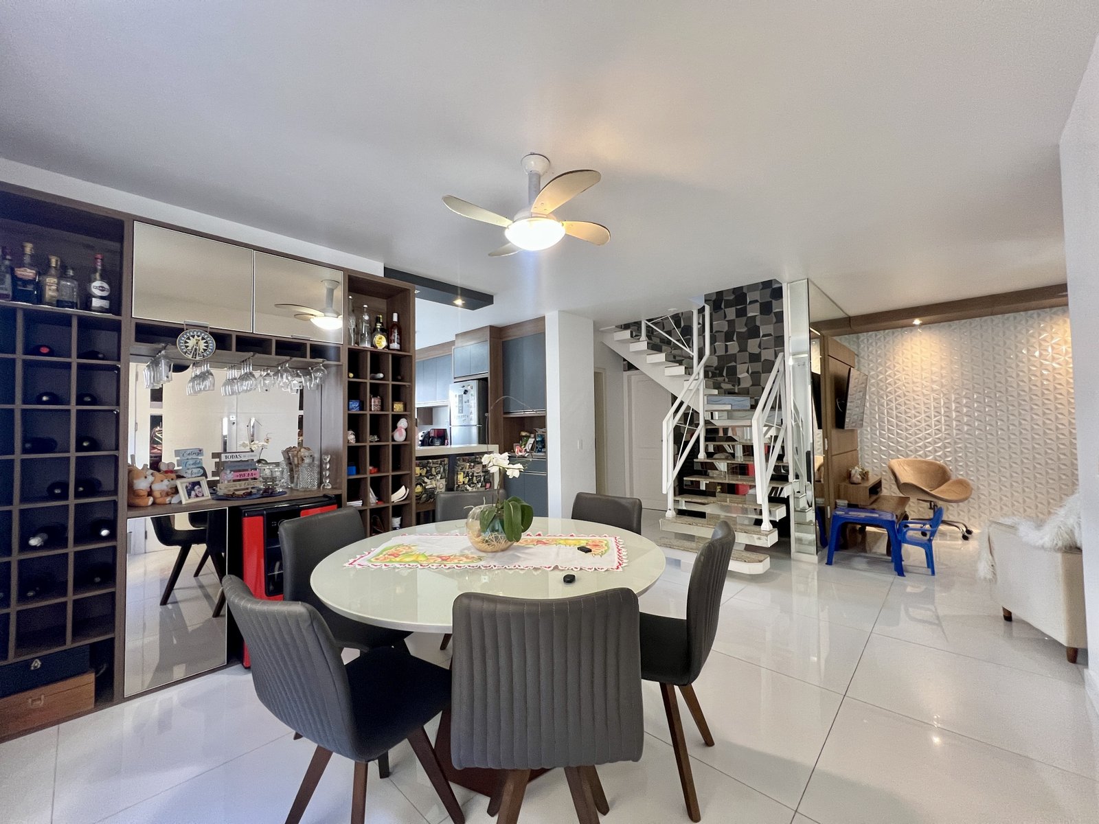 Casa, CASA AMARELA, Alto Perequê - foto 4