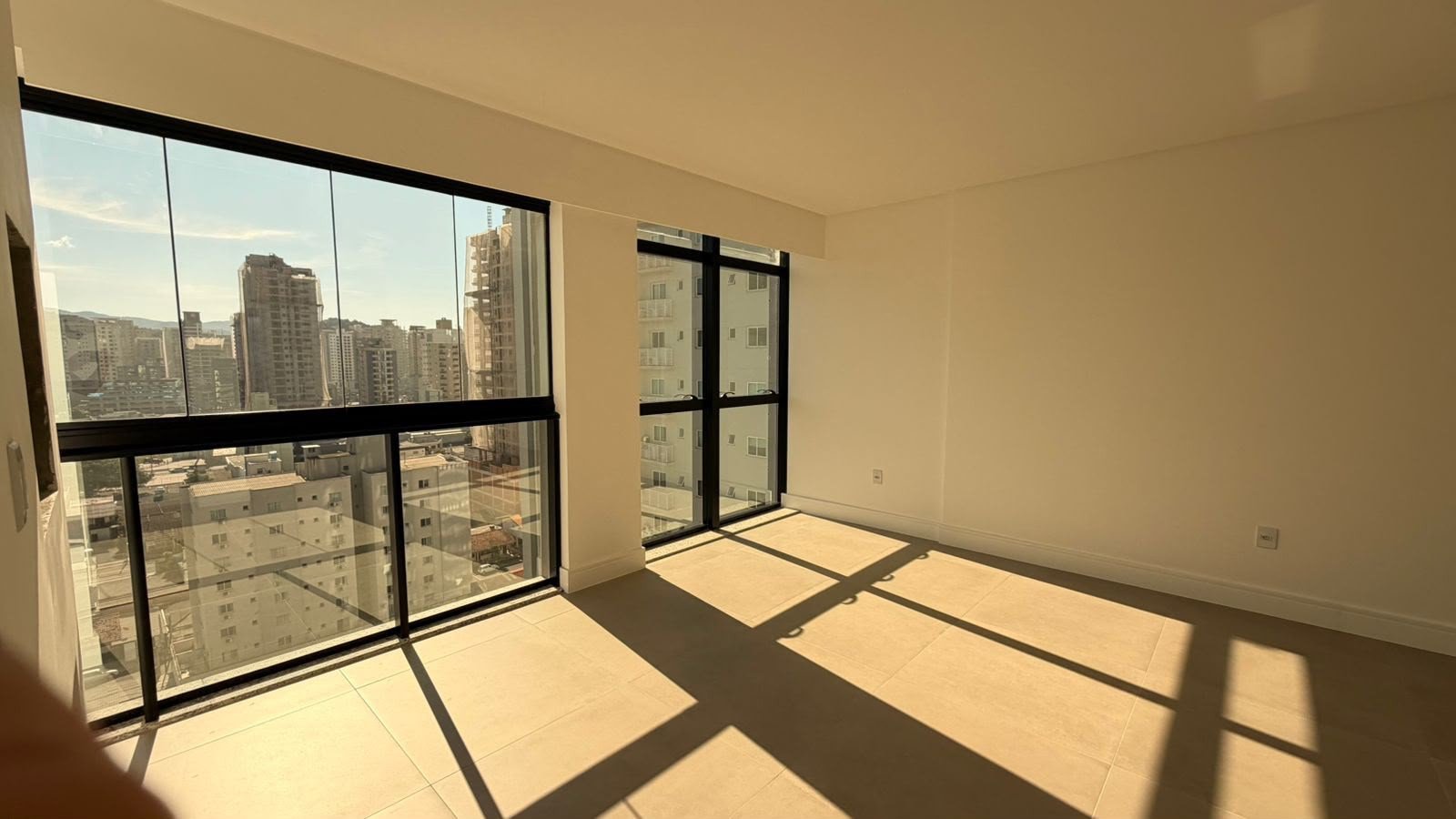 Apartamento, DOM MATEUS, Meia Praia