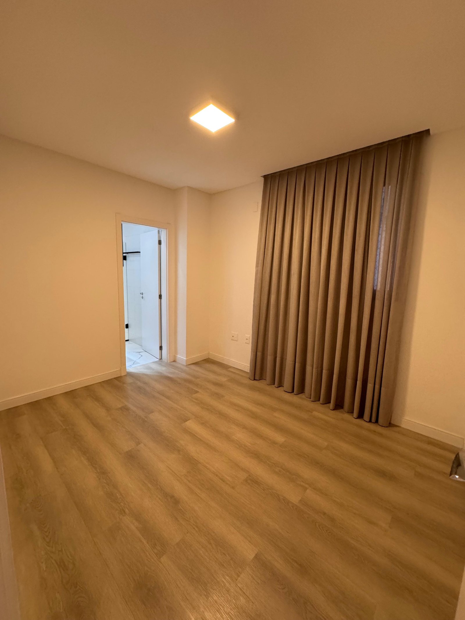 Apartamento, MONTE NAPOLEONE, Centro