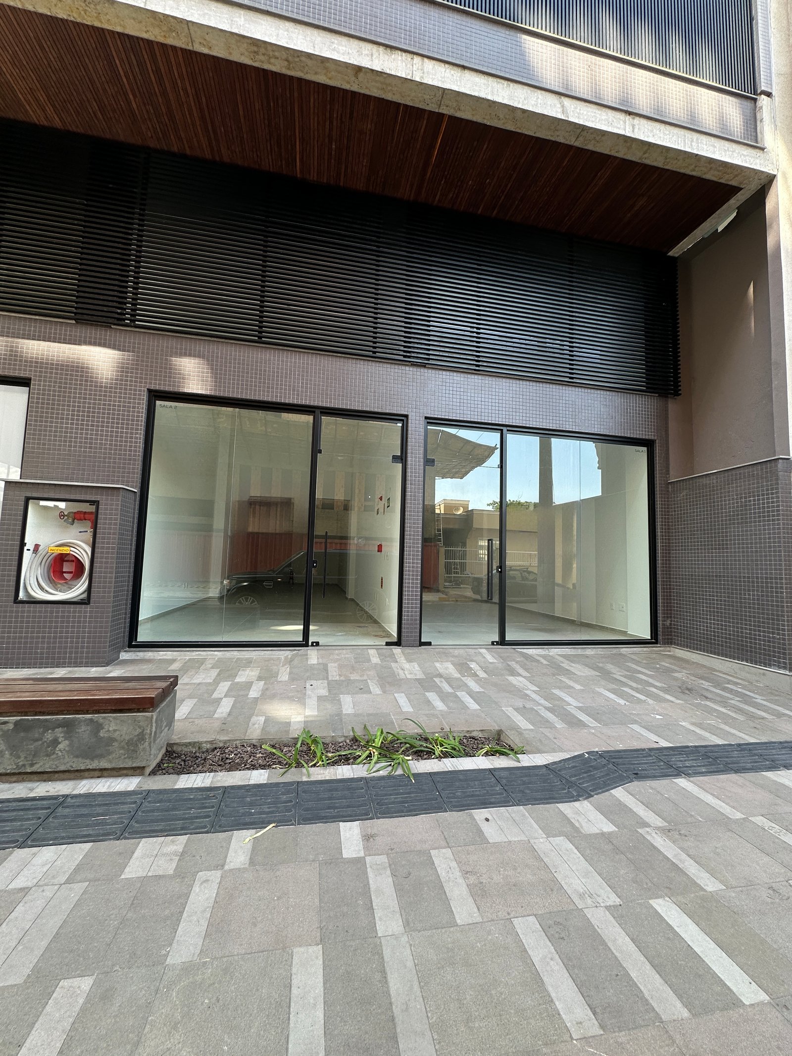 Loja-Salão, 65 m² - Foto 1