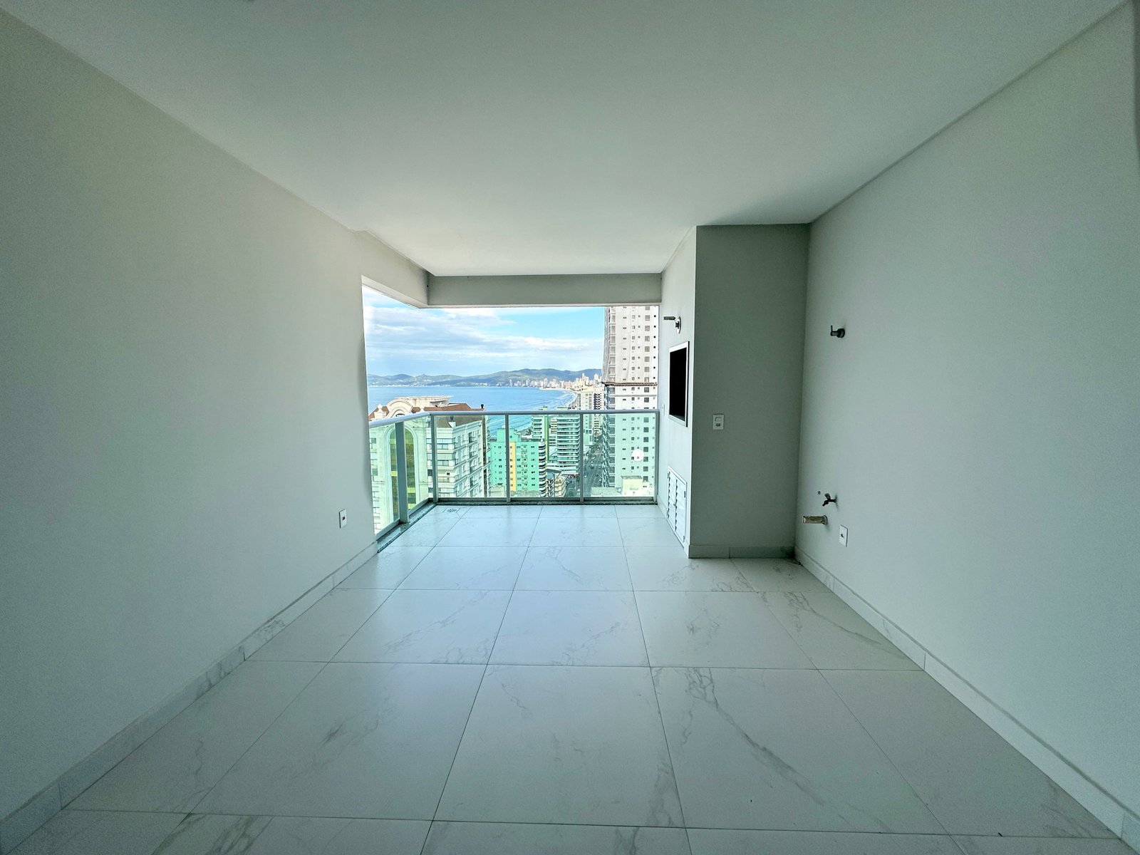 Apartamento, GARDEN SQUARE, Meia Praia