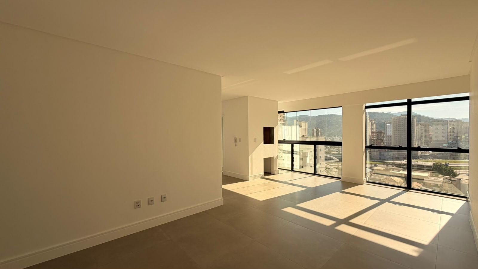 Apartamento, DOM MATEUS, Meia Praia