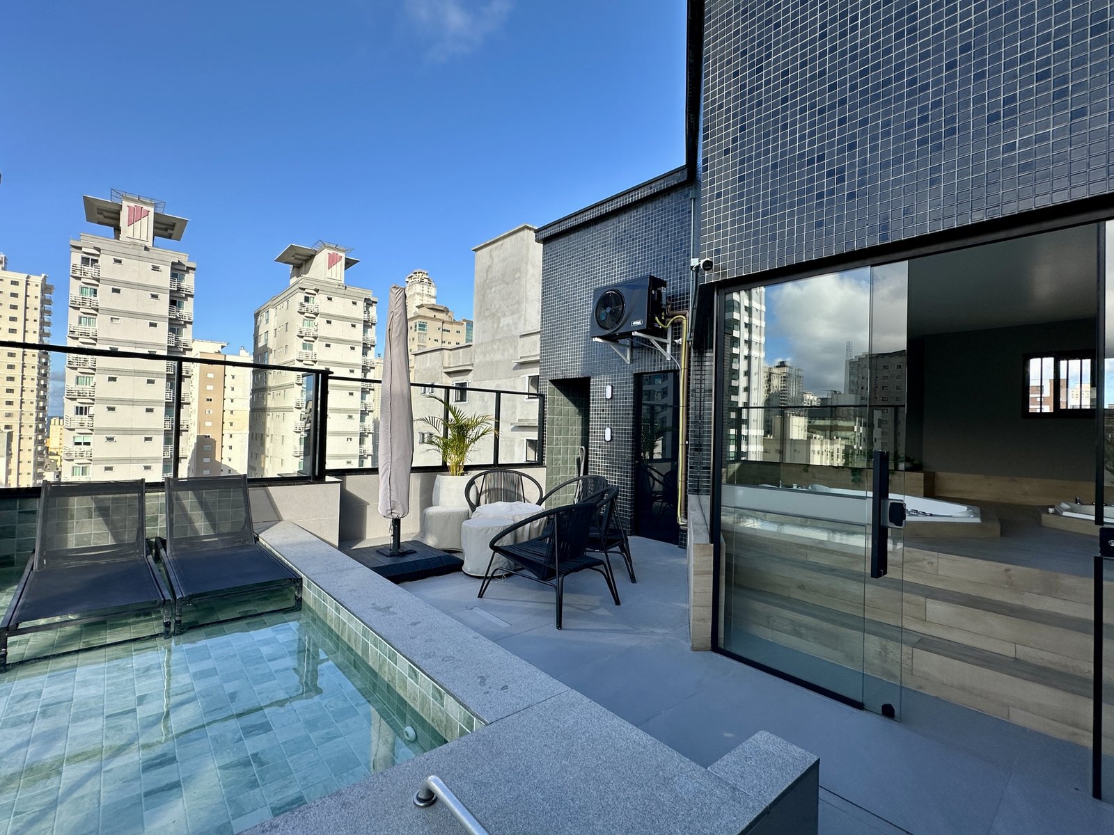 Apartamento, SELETTO, Meia Praia