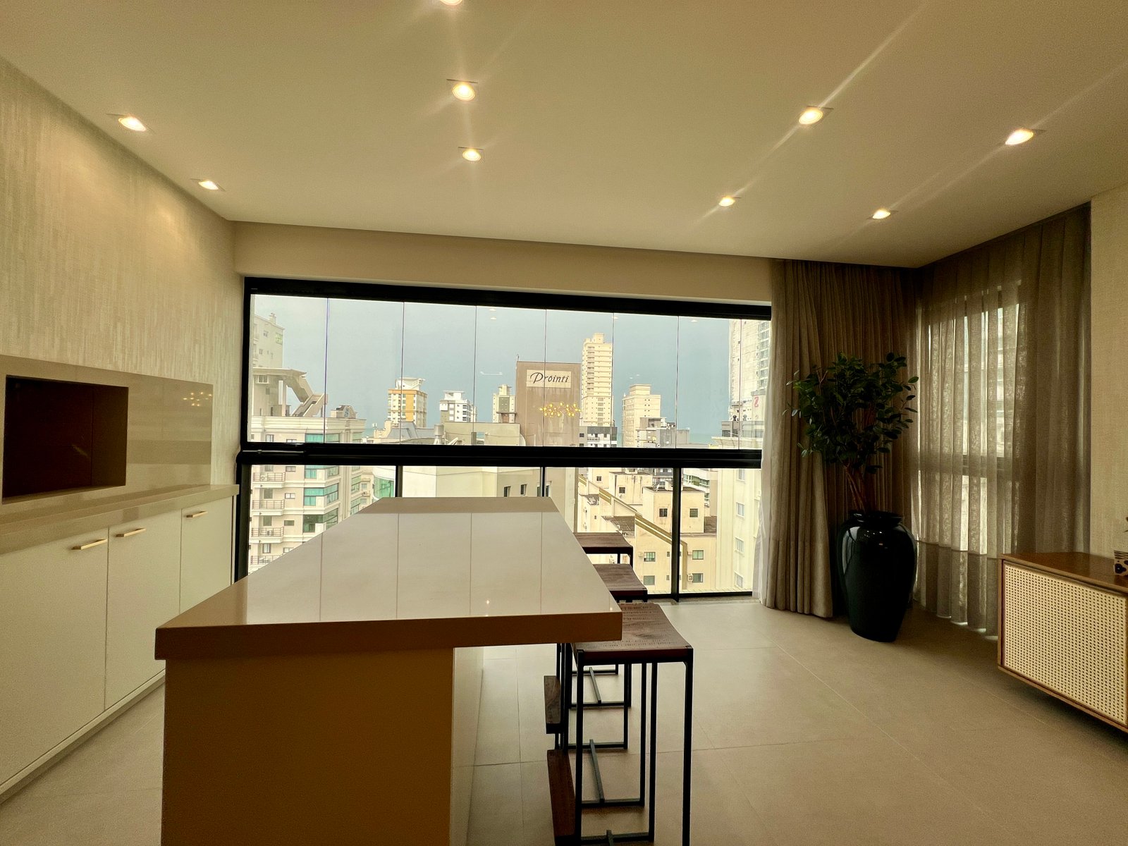 Apartamento, DOM BENEDITO, Meia Praia