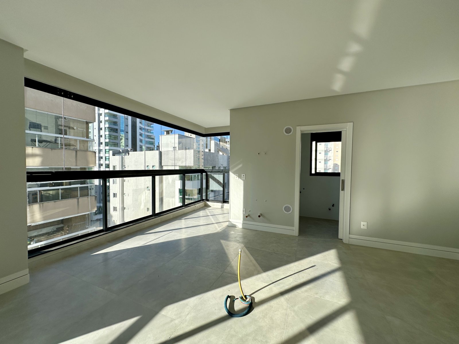Apartamento, SELETTO, Meia Praia