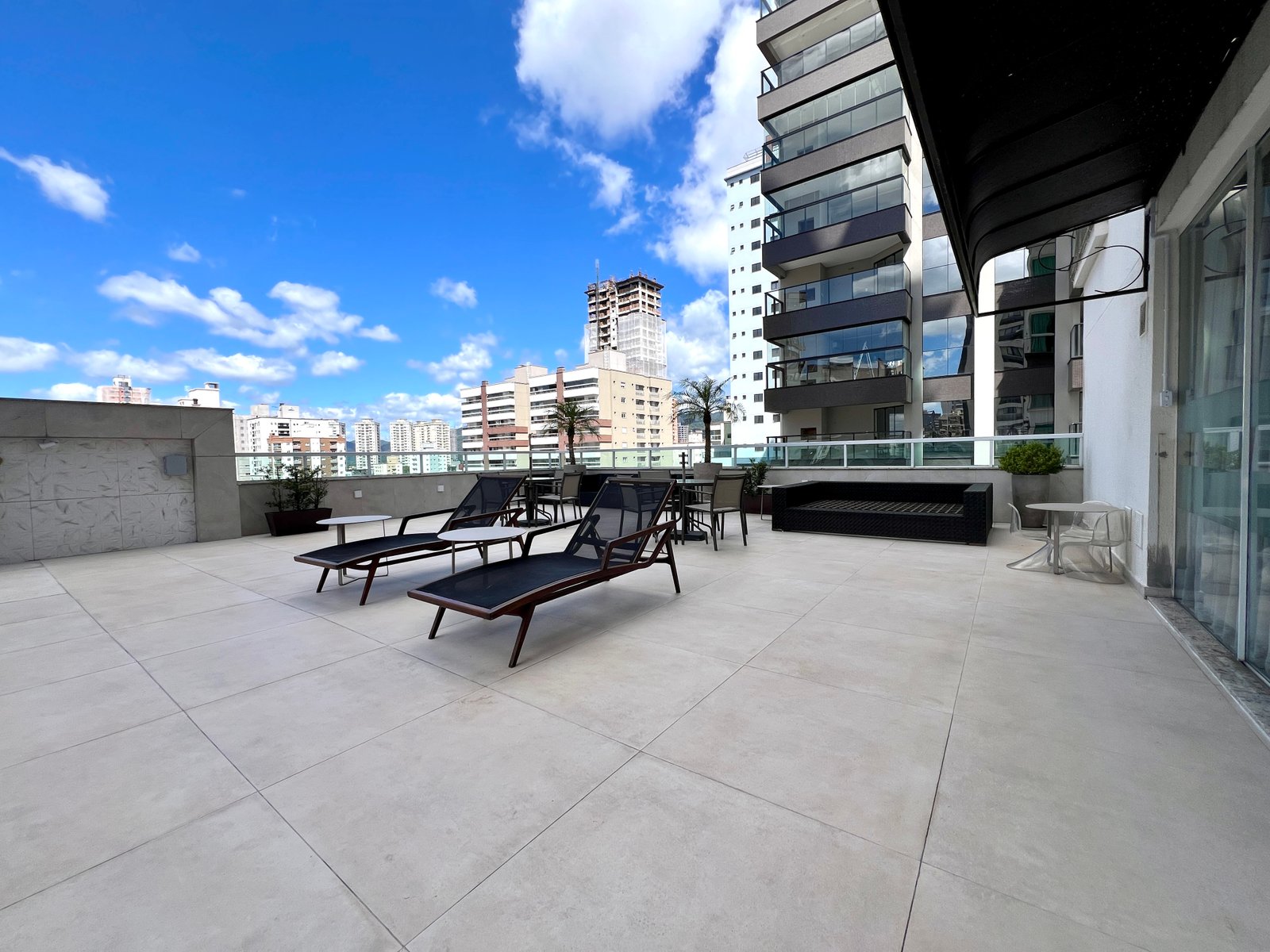 Apartamento, SAINT PATRICK, Meia Praia