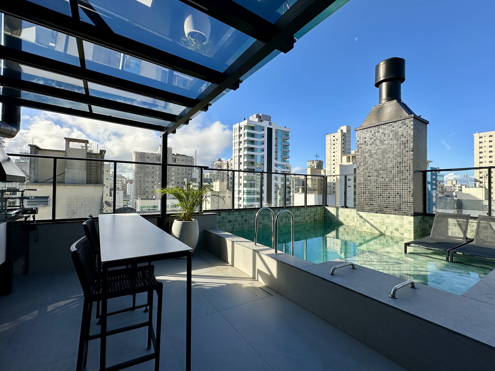 Apartamento, SELETTO, Meia Praia