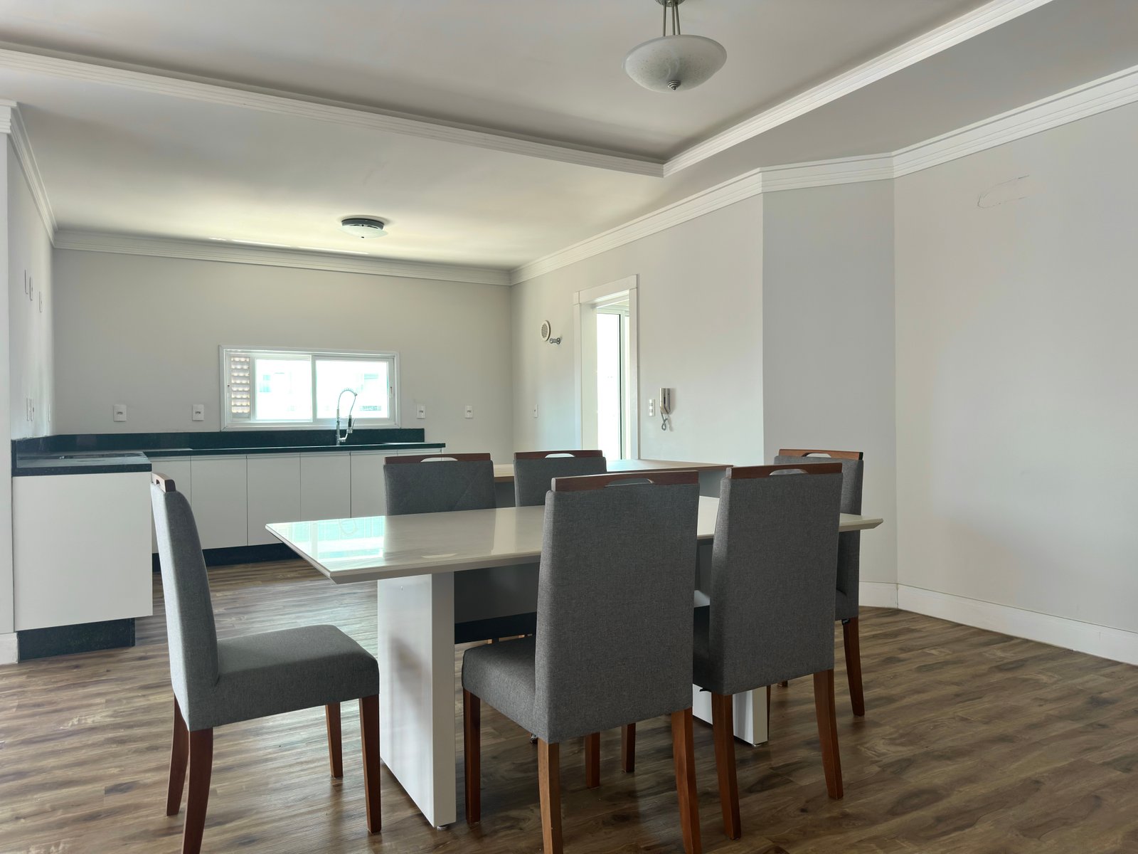 Apartamento, PRIVILEGE, Meia Praia