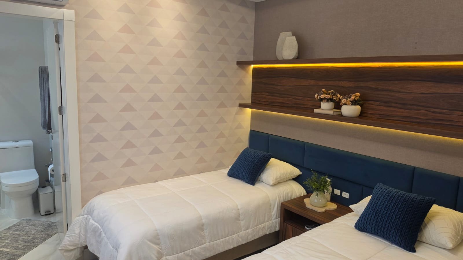 Apartamento, ZIMMERMANN, Meia Praia