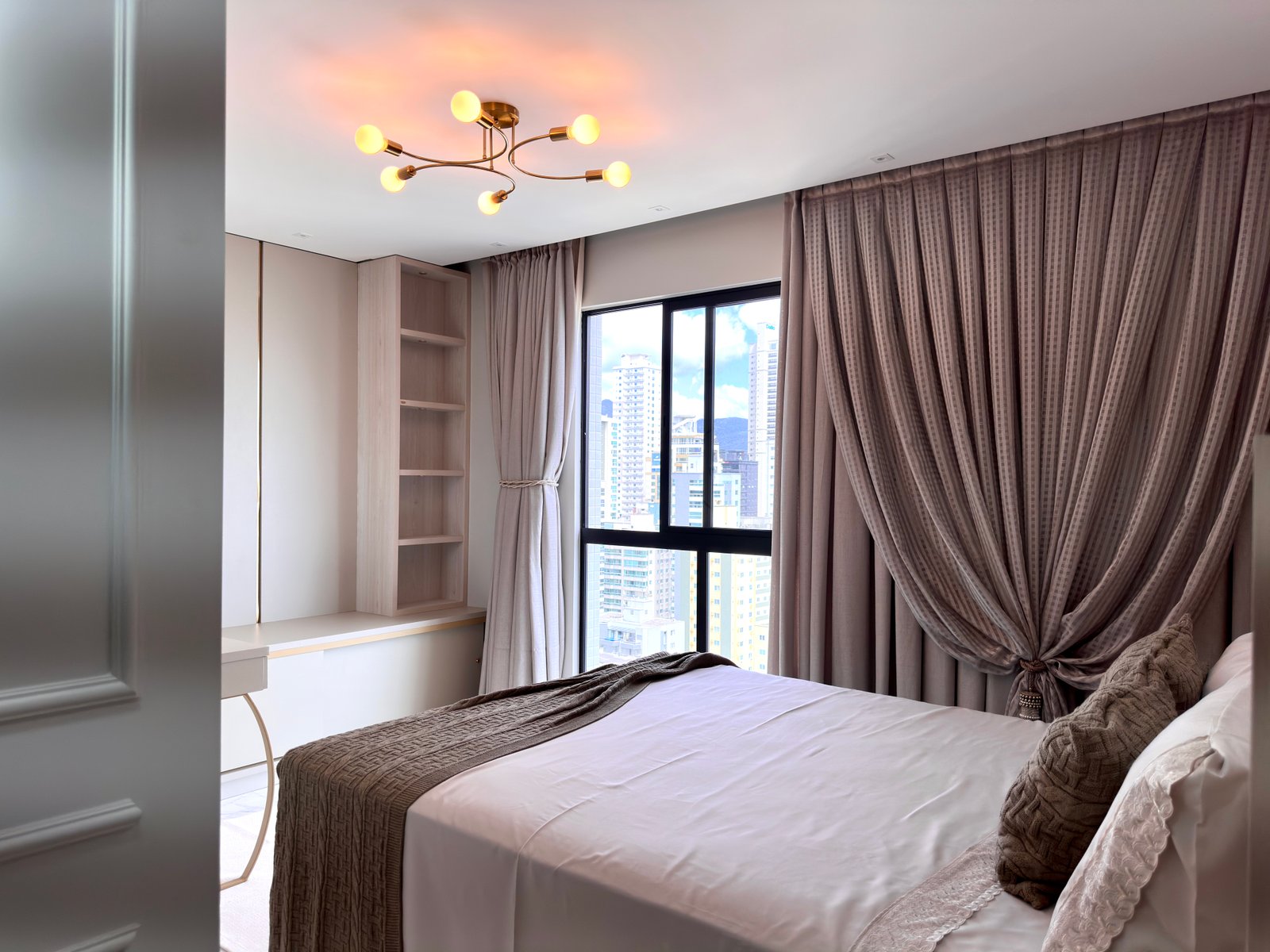 Apartamento, BEACH HOUSE, Meia Praia