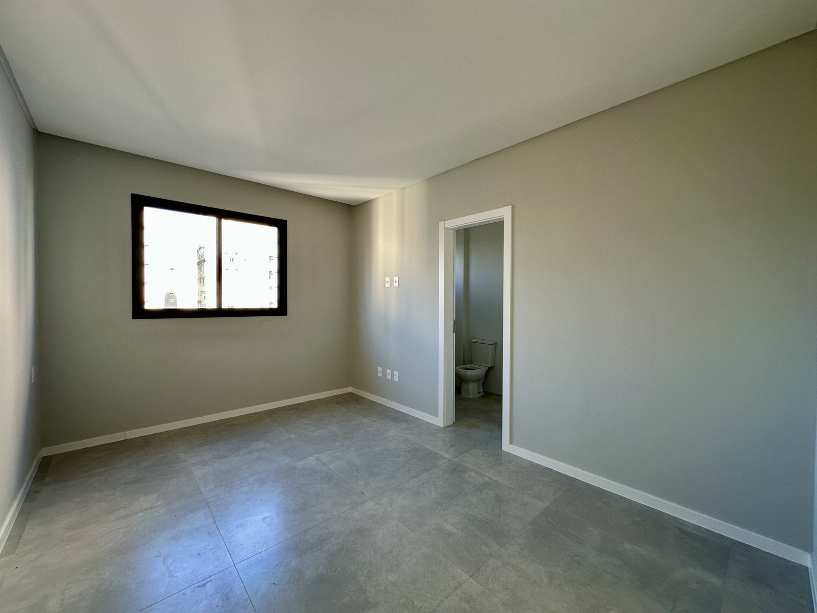 Apartamento, SELETTO, Meia Praia