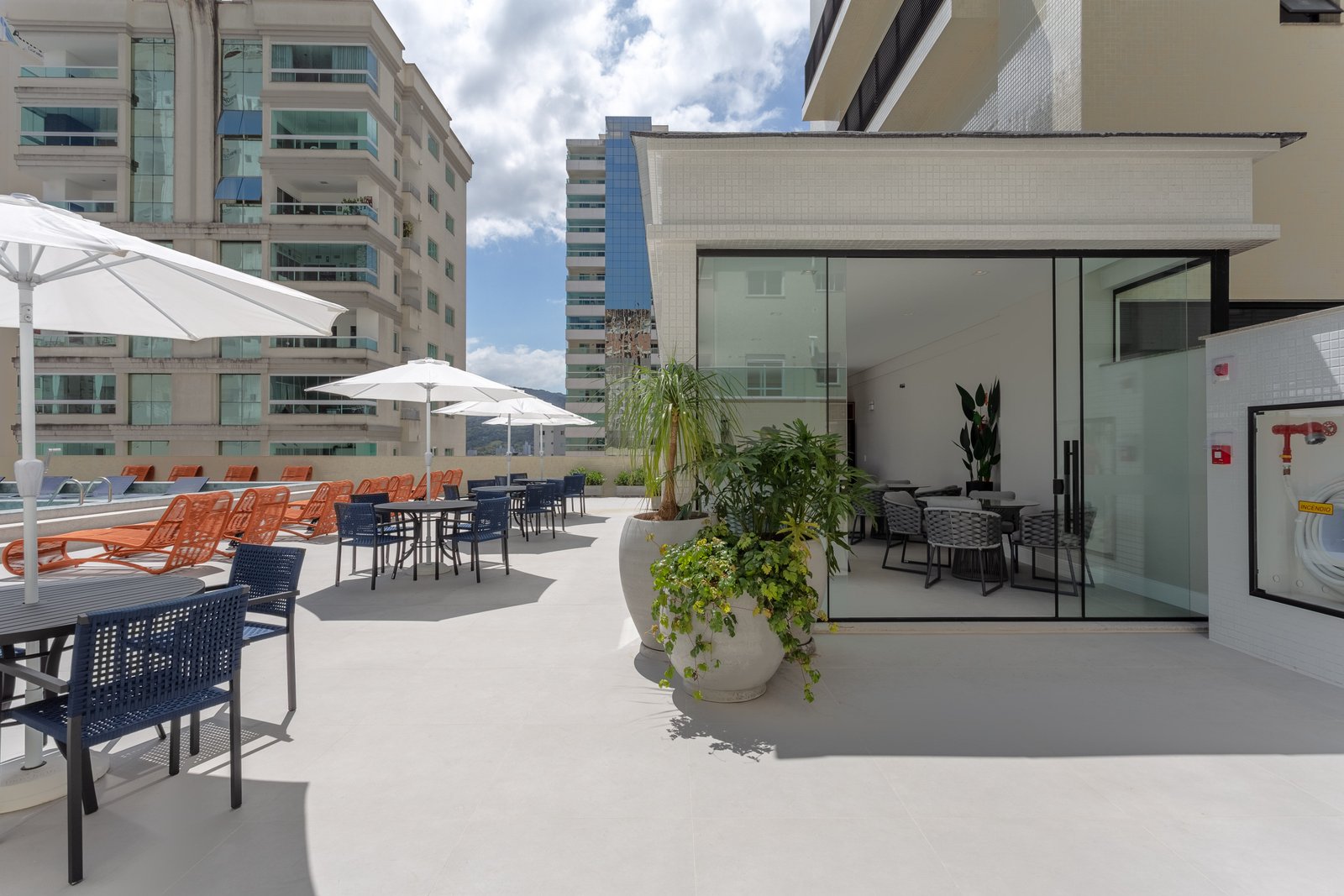 Apartamento, DOM BENEDITO, Meia Praia