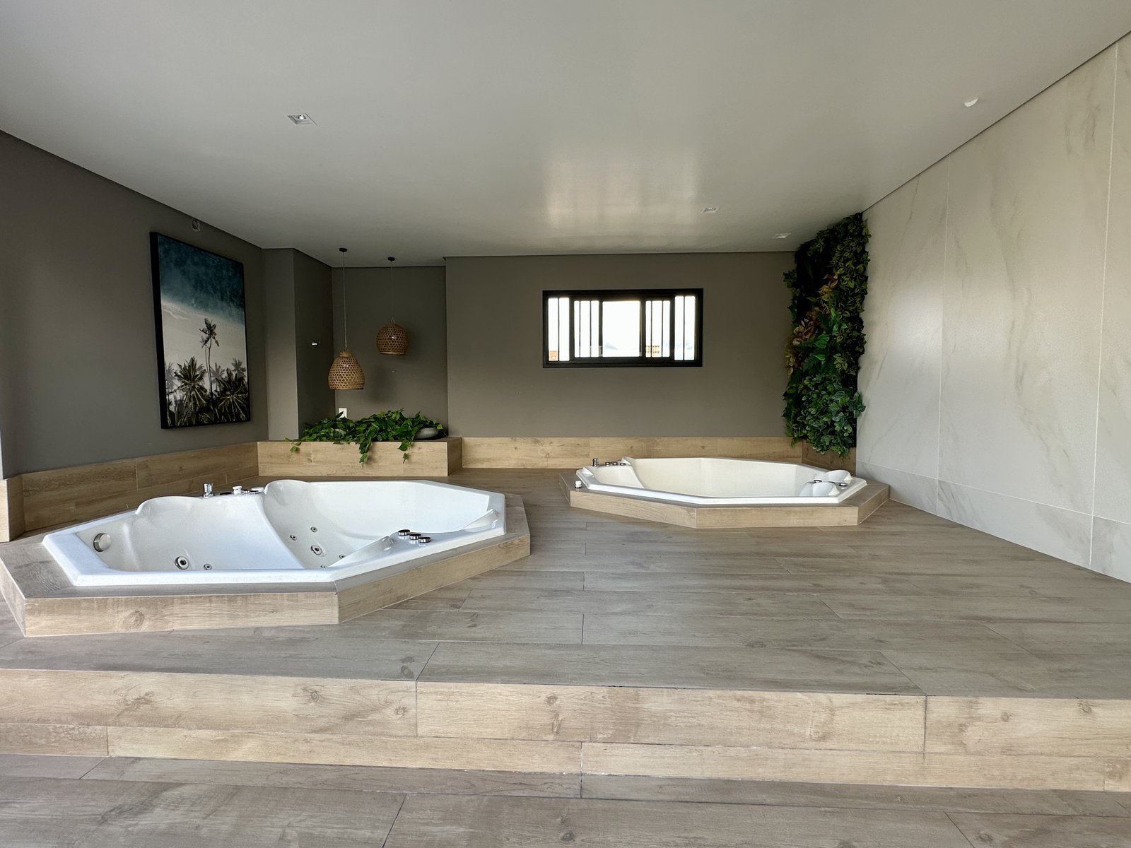 Apartamento, SELETTO, Meia Praia