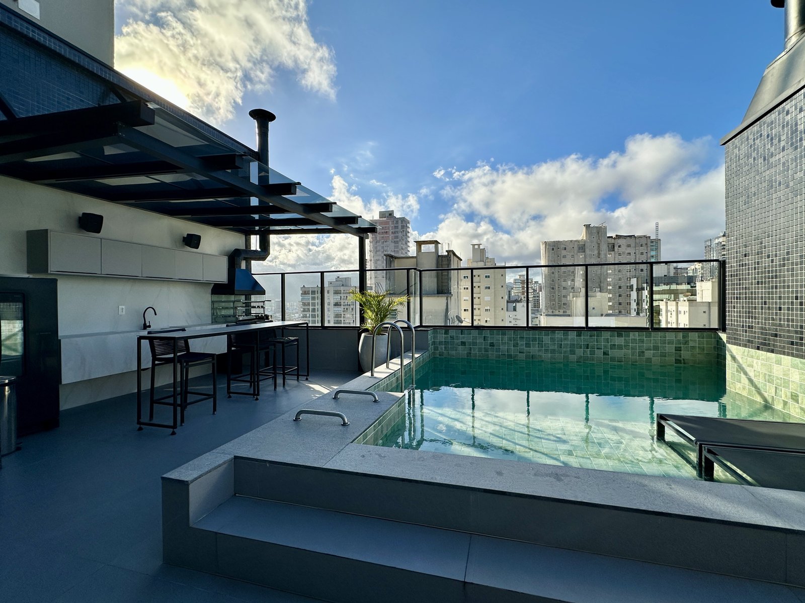 Apartamento, SELETTO, Meia Praia