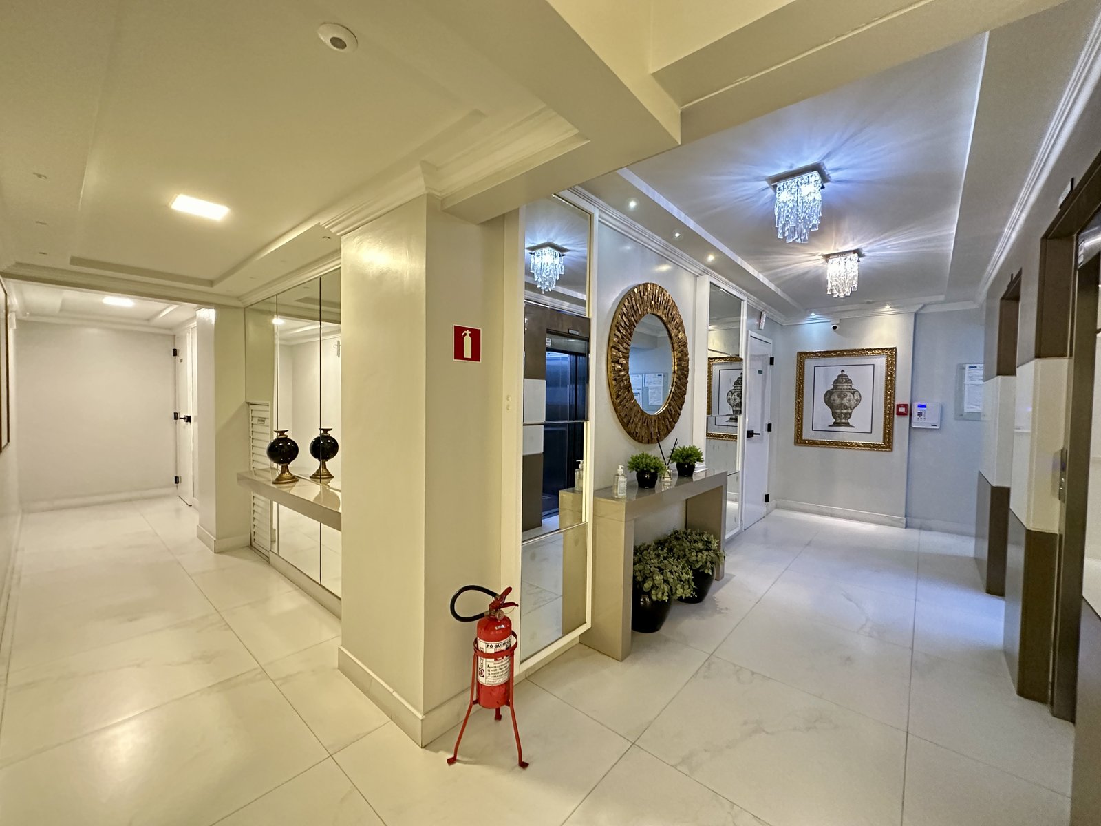 Apartamento, DONATTI, Meia Praia