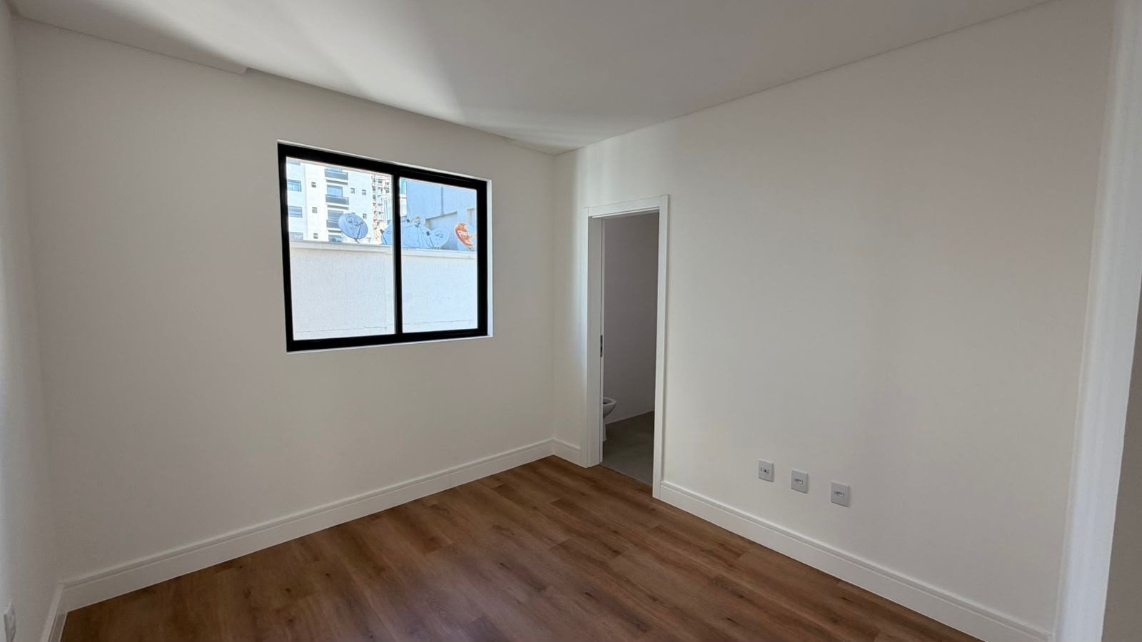 Apartamento, DOM MATEUS, Meia Praia
